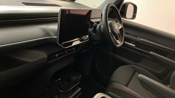 Volkswagen ID. Buzz 250kW GTX Pro 79kWh 5dr 4MOTION Auto Electric Estate - Image 2